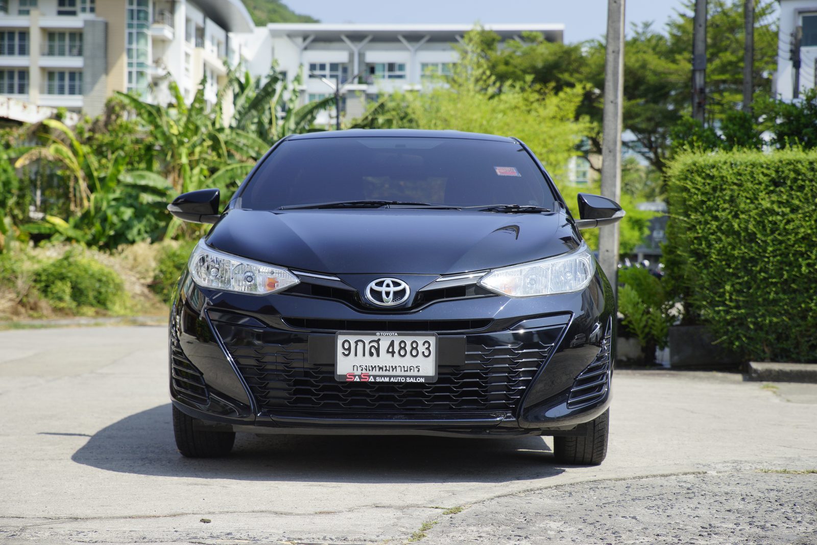 Toyota Yaris 2020 — car rental